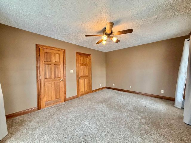 326 Harrah Street, Worthington, IN 47471