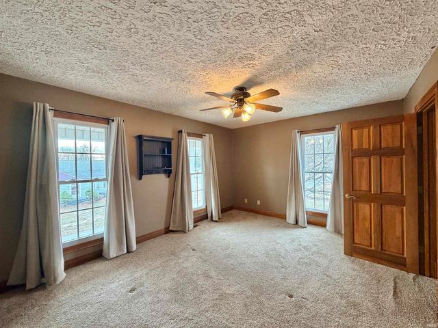 326 Harrah Street, Worthington, IN 47471