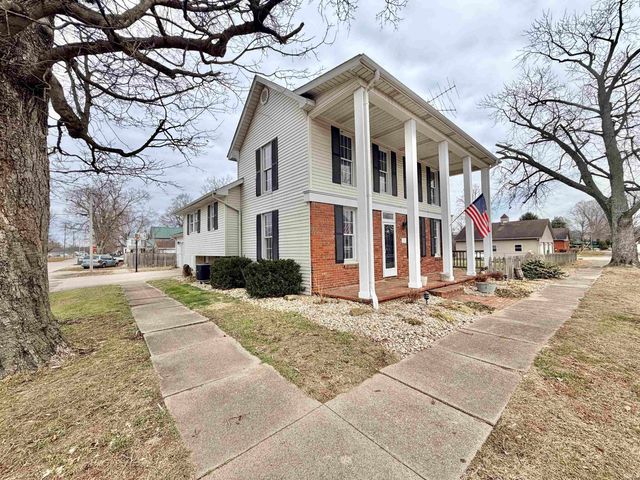 326 Harrah Street, Worthington, IN 47471