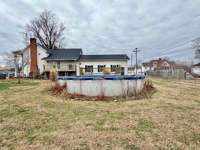 326 Harrah Street, Worthington, IN 47471