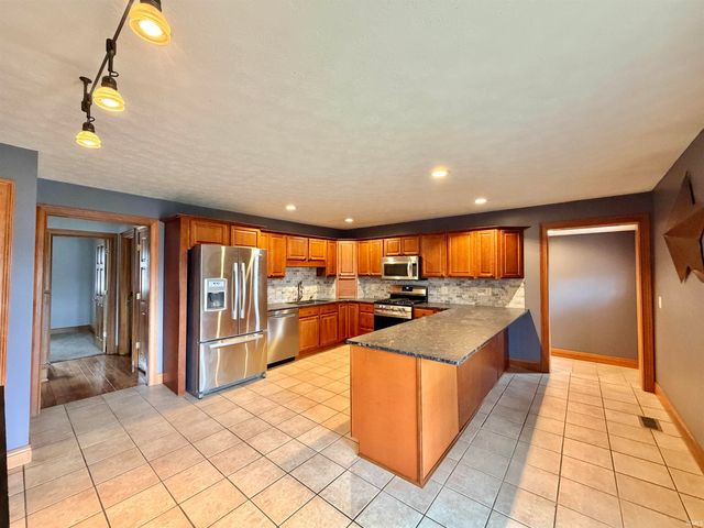 326 Harrah Street, Worthington, IN 47471