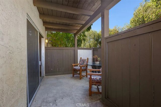 1345 Cabrillo Park F05, Santa Ana, CA 92701