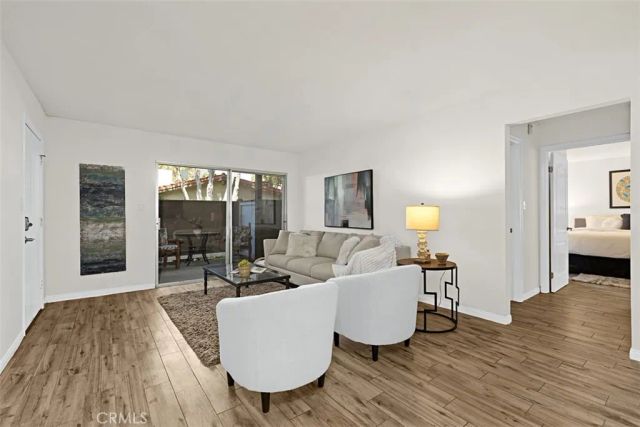 1345 Cabrillo Park F05, Santa Ana, CA 92701