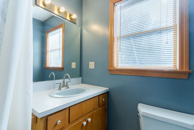 88 Mast Road, Dover, NH 03820