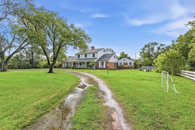 583 Lazy Lane, Madisonville, TX 77864