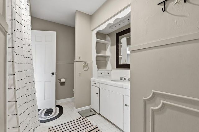 583 Lazy Lane, Madisonville, TX 77864