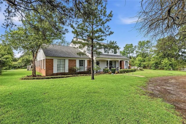 583 Lazy Lane, Madisonville, TX 77864