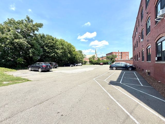 50 Baldwin 10, Lynn, MA 01902