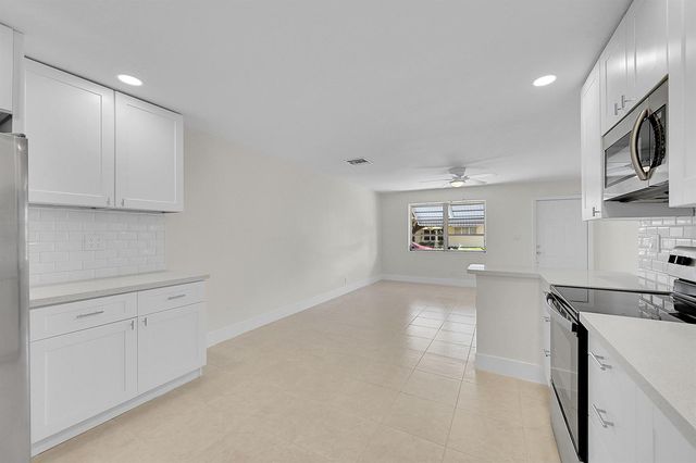 5309 NW 49th Avenue, Tamarac, FL 33319