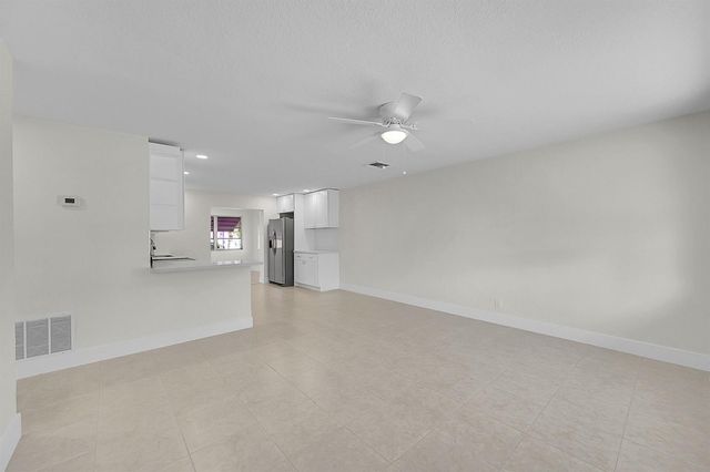 5309 NW 49th Avenue, Tamarac, FL 33319