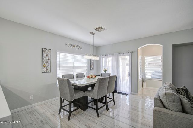 13021 W WINDROSE Drive, El Mirage, AZ 85335