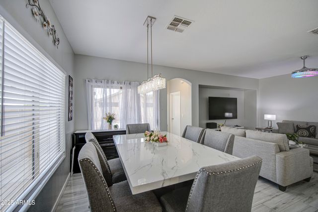 13021 W WINDROSE Drive, El Mirage, AZ 85335