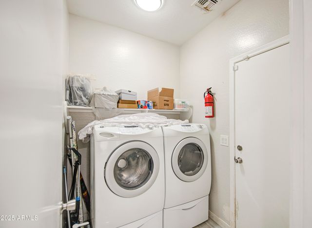 13021 W WINDROSE Drive, El Mirage, AZ 85335