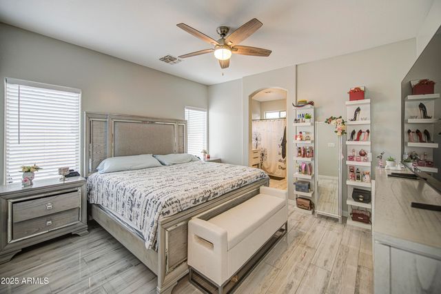 13021 W WINDROSE Drive, El Mirage, AZ 85335