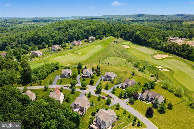 230 IRONSTONE LN, Elverson, PA 19520