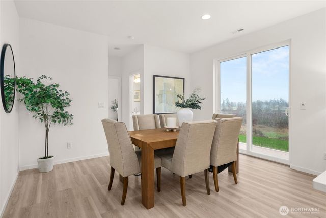 3301 219TH Avenue E, Lake Tapps, WA 98391