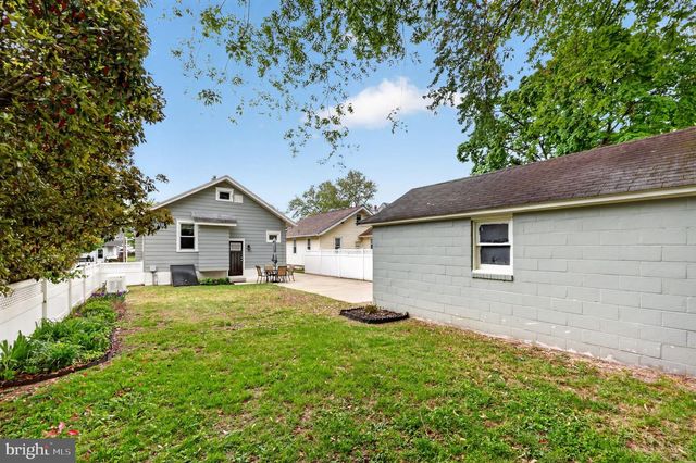 153 PRINCETON RD, Audubon, NJ 08106