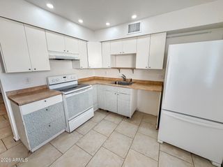 308 E VOGEL Avenue 5, Phoenix, AZ 85020