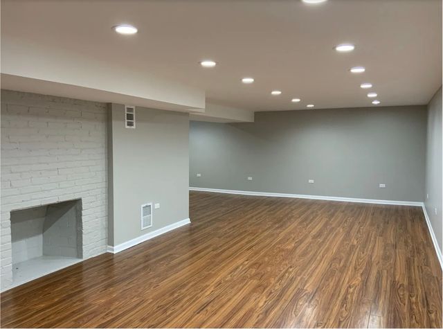 4642 S Hawthorne Avenue, Lyons, IL 60534