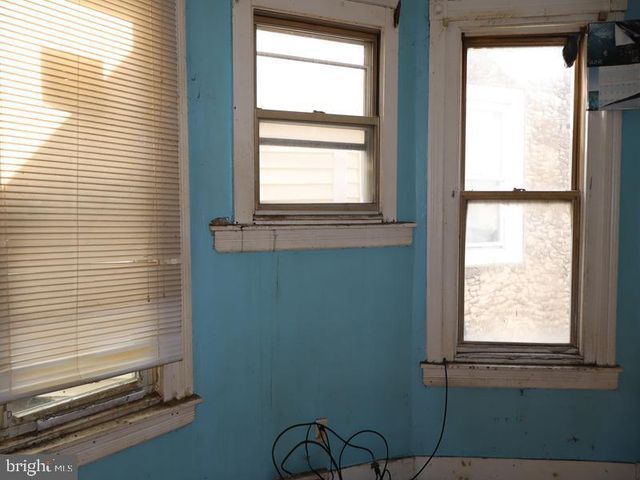 1502 S 53RD ST, Philadelphia, PA 19143