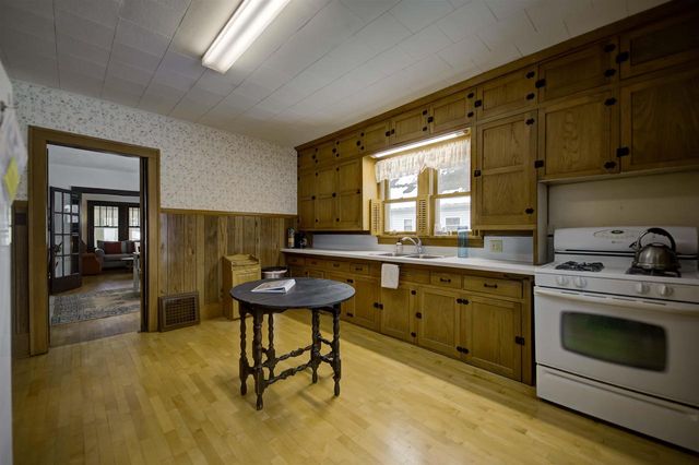 409 2ND STREET, Neenah, WI 54956