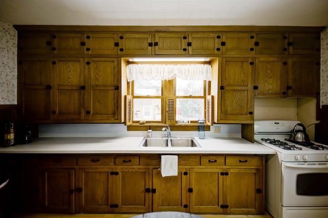 409 2ND STREET, Neenah, WI 54956