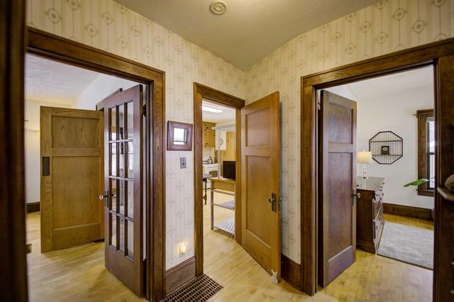 409 2ND STREET, Neenah, WI 54956