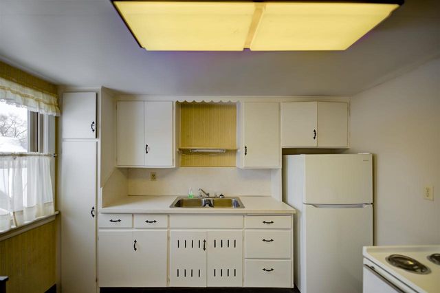 409 2ND STREET, Neenah, WI 54956