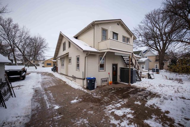 409 2ND STREET, Neenah, WI 54956