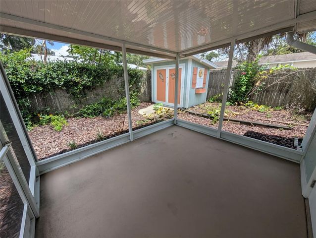 321 W PENNSYLVANIA AVENUE, Deland, FL 32720