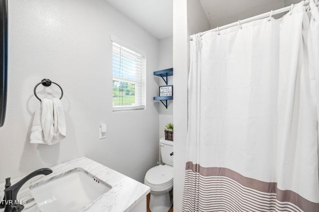 4210 Ranch Road, Johnson City, TN 37601