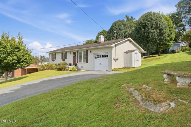 4210 Ranch Road, Johnson City, TN 37601