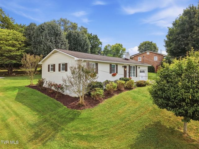 4210 Ranch Road, Johnson City, TN 37601