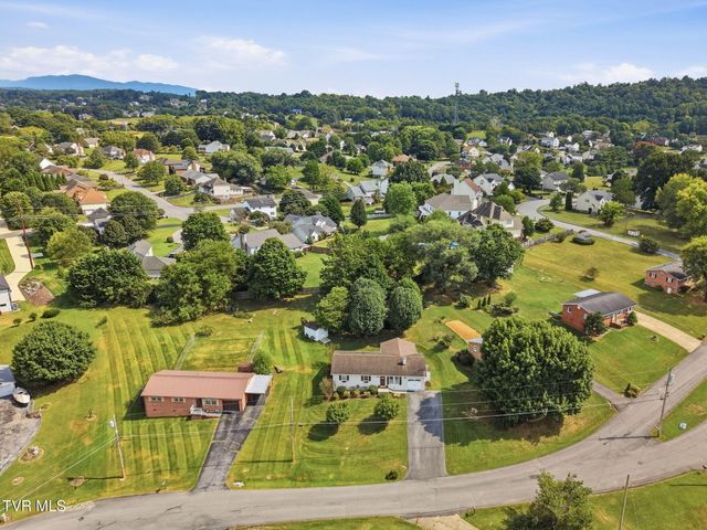 4210 Ranch Road, Johnson City, TN 37601