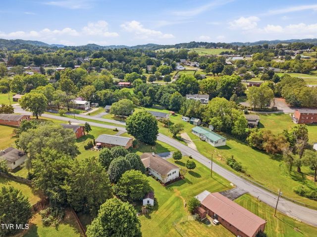 4210 Ranch Road, Johnson City, TN 37601
