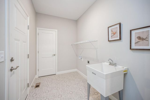 439 Whitewater Court, Delano, MN 55328