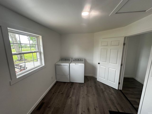 1723 W St Rd 645 Highway, Loogootee, IN 47553