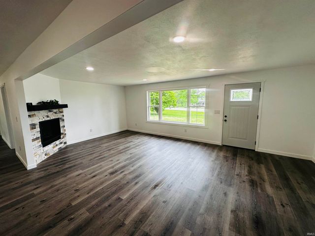 1723 W St Rd 645 Highway, Loogootee, IN 47553