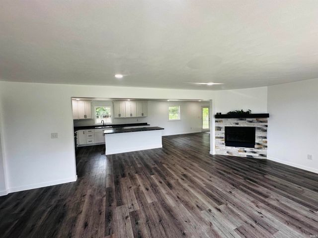 1723 W St Rd 645 Highway, Loogootee, IN 47553