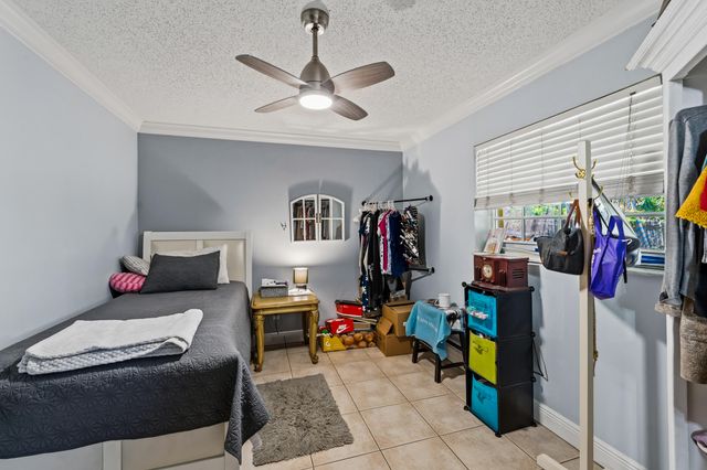 2705 SE Ellendale Street, Stuart, FL 34997