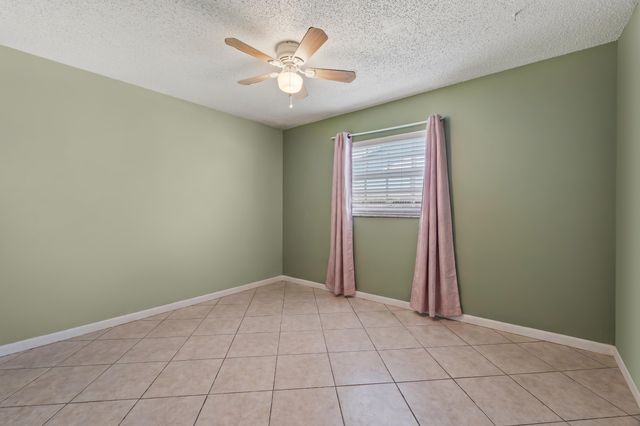 2705 SE Ellendale Street, Stuart, FL 34997