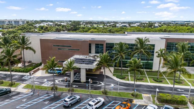 2705 SE Ellendale Street, Stuart, FL 34997