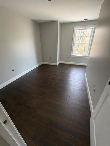 60 Jenkins Road, Bedford, NH 03110