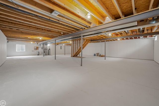 54760 Washington Street, Chesterfield Twp, MI 48047