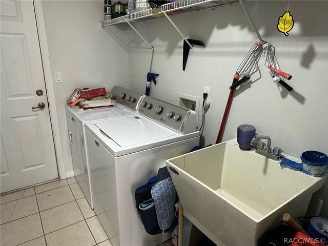 3090 SW Timberlake Road, Dunnellon, FL 34431