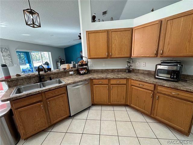 3090 SW Timberlake Road, Dunnellon, FL 34431