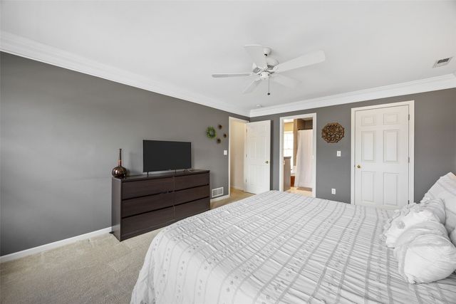 1515 Fox Trail Drive, Cedar Rapids, IA 52402