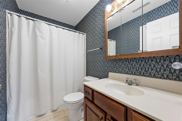 1515 Fox Trail Drive, Cedar Rapids, IA 52402