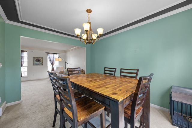 1515 Fox Trail Drive, Cedar Rapids, IA 52402