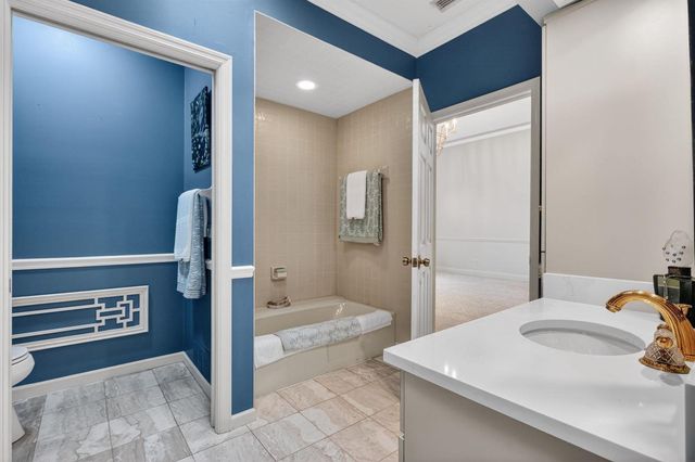 6460 SE Winged Foot Drive, Stuart, FL 34997